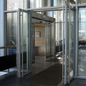 Алюминиевая перегородка Schuco GFTD694