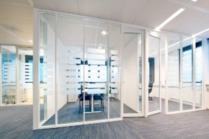 Стеклянная алюминиевая перегородка GFTD572